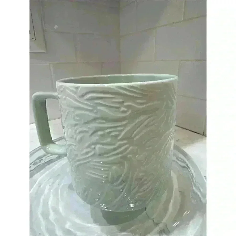 2022 Starbucks Light Green Mint Jade Leaf Marble Embossed Spring Limited 14 oz